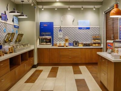 Hotel Express & - Detroit Northwest - By Ihg Livonia